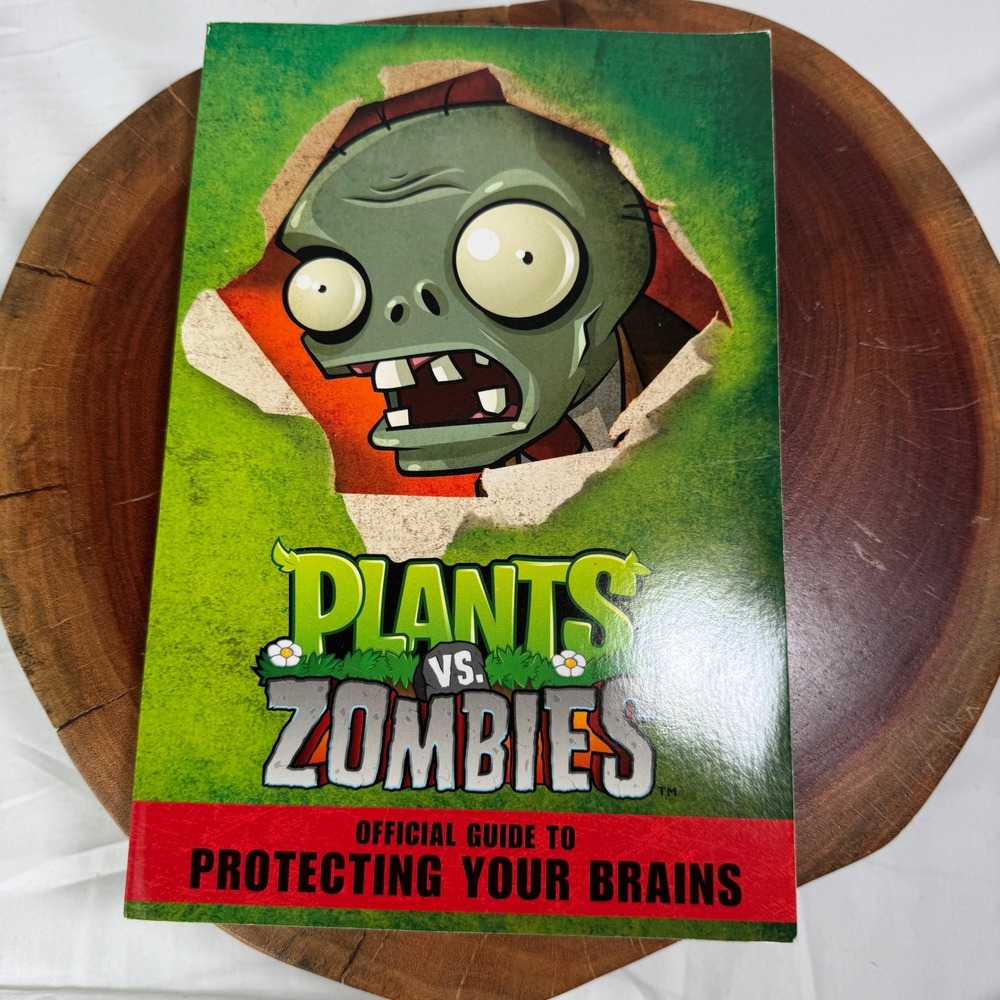 Plants vs Zombies Official Guide to Protecting Your Brains 2013 Simon Swatman